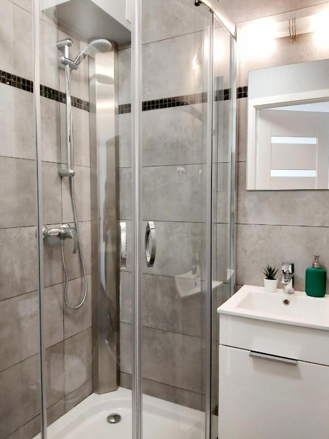 Be In Gdansk Apartments- Studio Podwale Luaran gambar